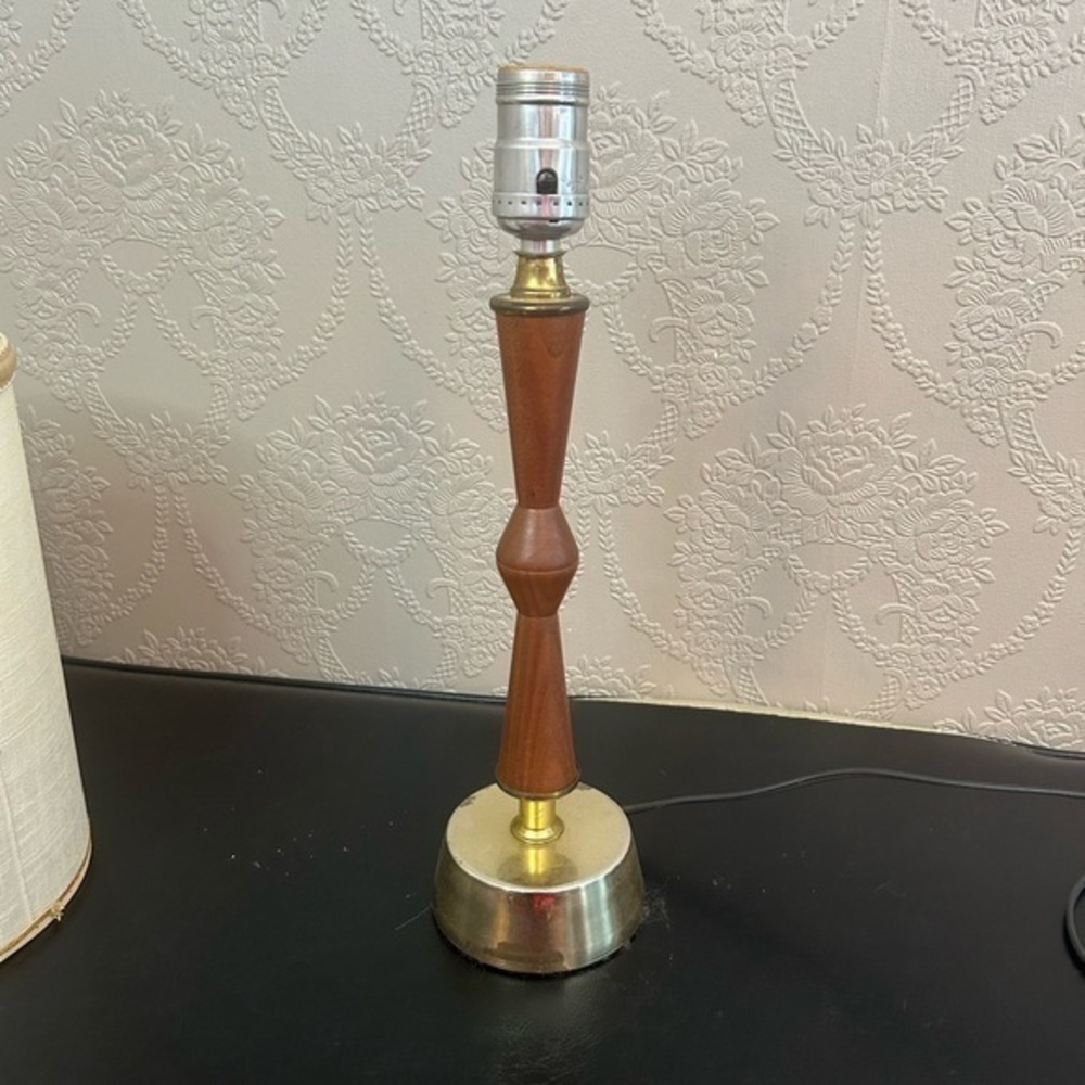 Vintage Tony Paul style table lamp wood MCM Mid Century great condition